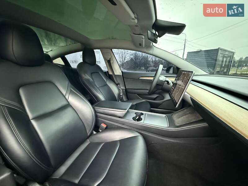 Седан Tesla Model 3 2021 в Луцке фото 16 Седан Tesla Model 3 2021 в Луцке