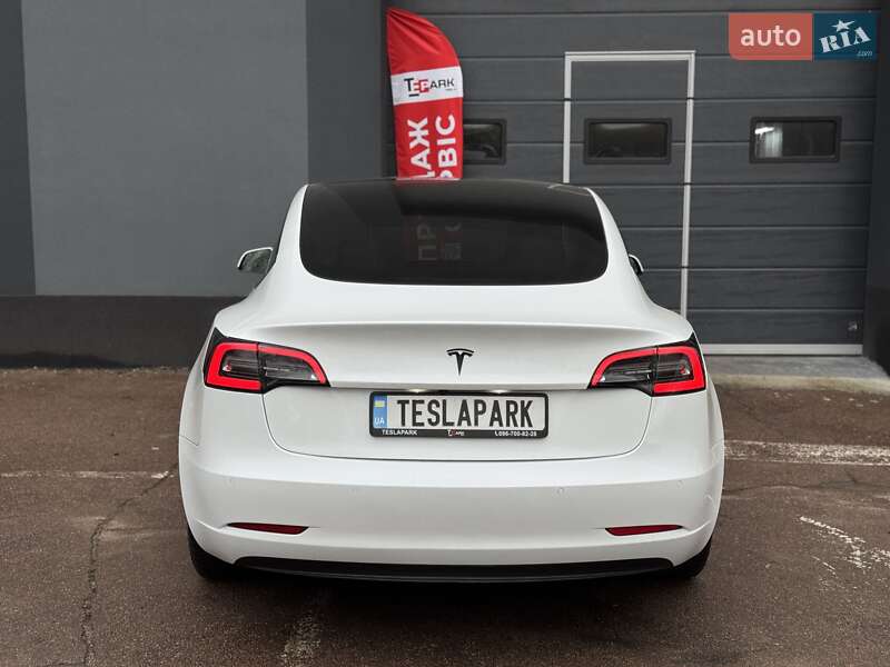 Седан Tesla Model 3 2021 в Киеве фото 9 Седан Tesla Model 3 2021 в Киеве