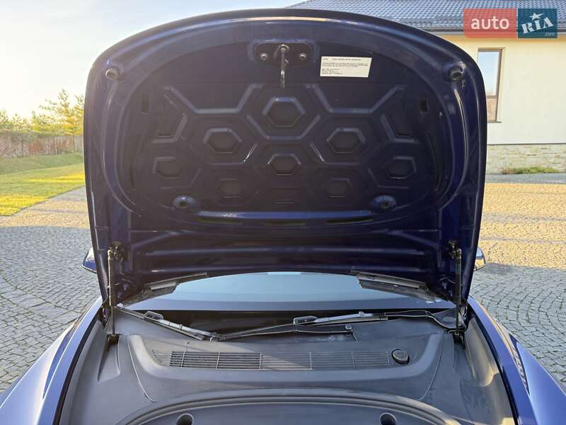 Седан Tesla Model 3 2023 в Львове