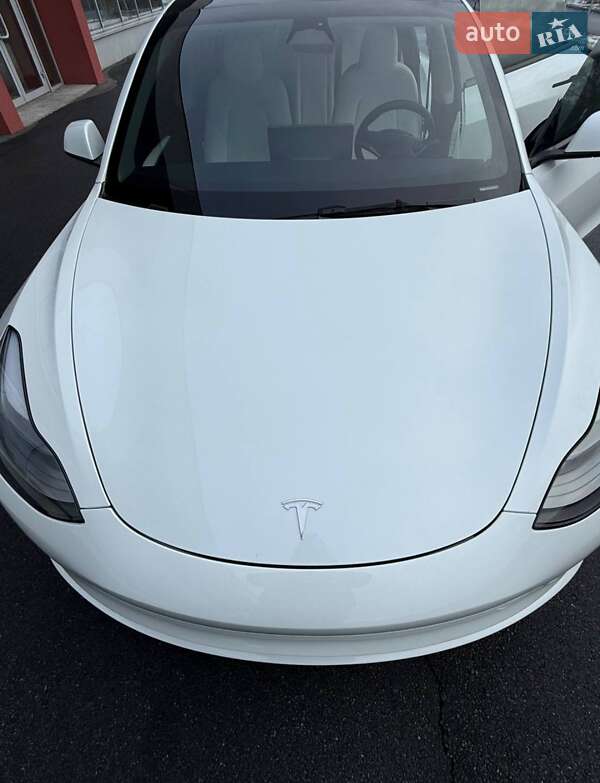Седан Tesla Model 3 2023 в Днепре фото 5 Седан Tesla Model 3 2023 в Днепре