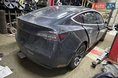 Седан Tesla Model 3 2018 в Харькове