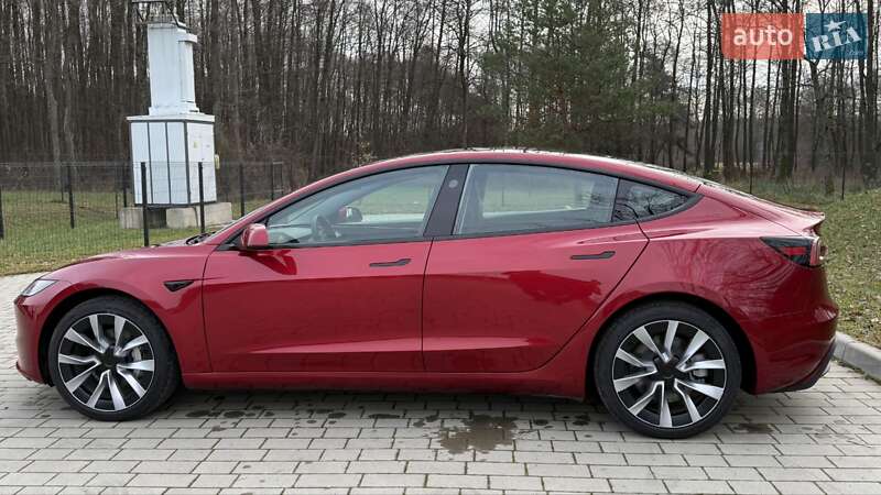 Седан Tesla Model 3 2025 в Ковеле