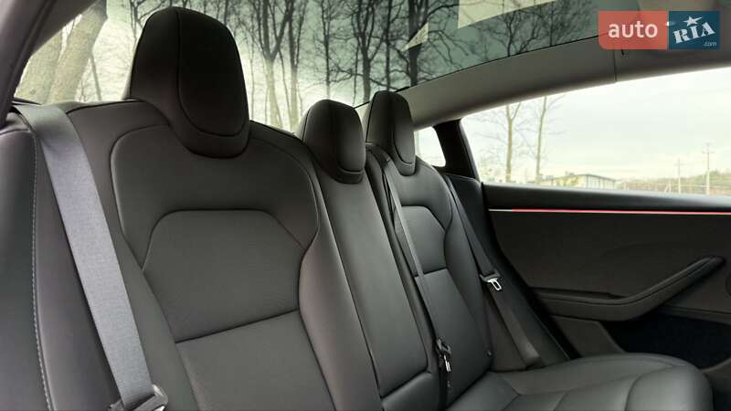 Седан Tesla Model 3 2025 в Ковеле