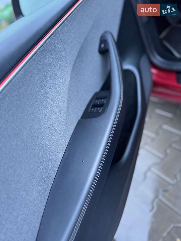 Седан Tesla Model 3 2025 в Ковеле