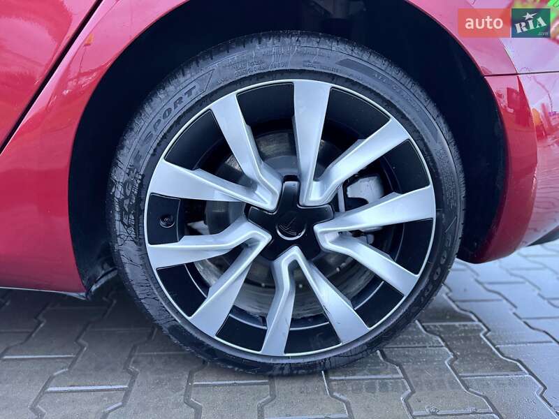 Седан Tesla Model 3 2025 в Ковеле