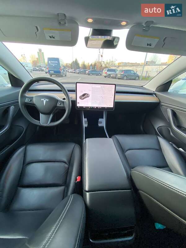 Седан Tesla Model 3 2020 в Львове фото 13 Седан Tesla Model 3 2020 в Львове