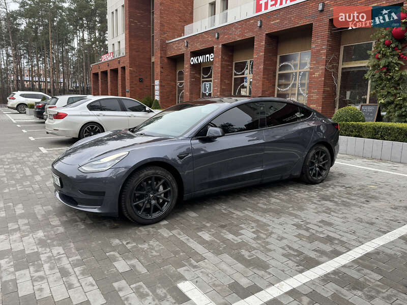 Седан Tesla Model 3 2019 в Киеве фото 4 Седан Tesla Model 3 2019 в Киеве