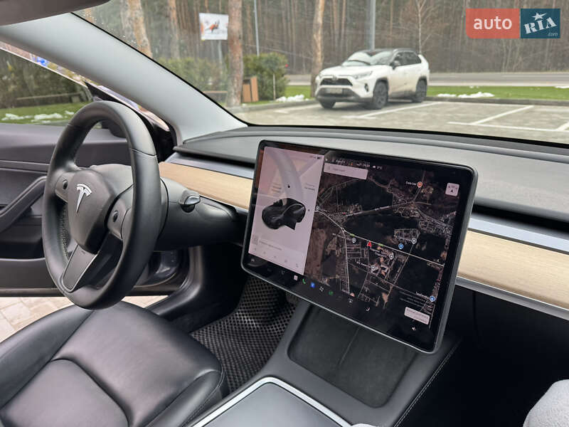 Седан Tesla Model 3 2019 в Киеве фото 22 Седан Tesla Model 3 2019 в Киеве