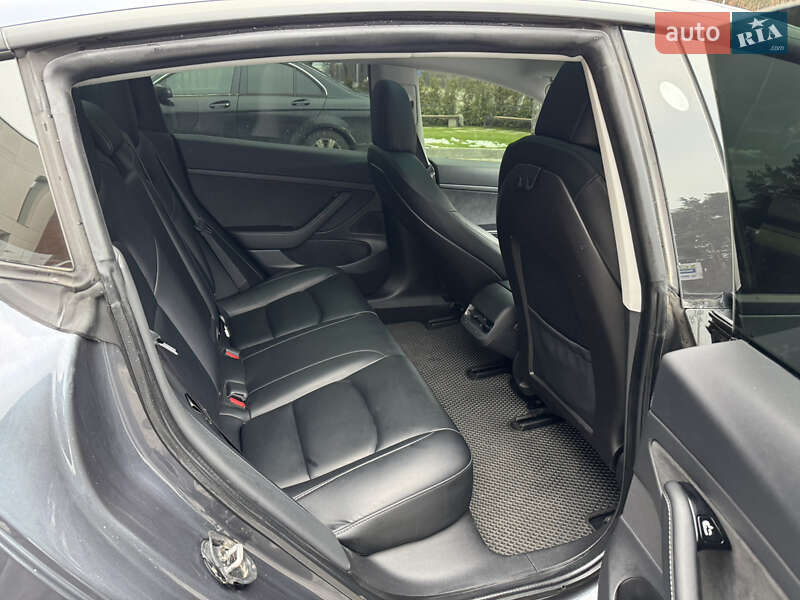 Седан Tesla Model 3 2019 в Киеве фото 26 Седан Tesla Model 3 2019 в Киеве