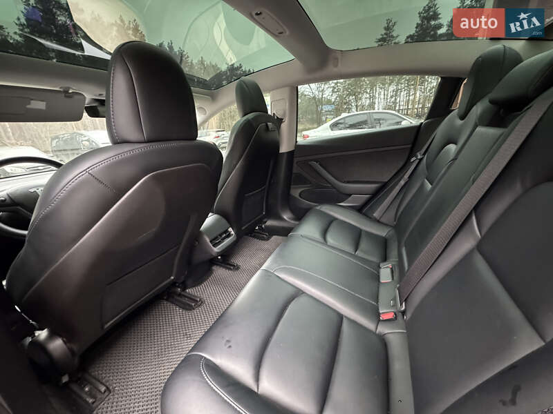 Седан Tesla Model 3 2019 в Киеве фото 31 Седан Tesla Model 3 2019 в Киеве