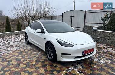 Седан Tesla Model 3 2023 в Полтаве