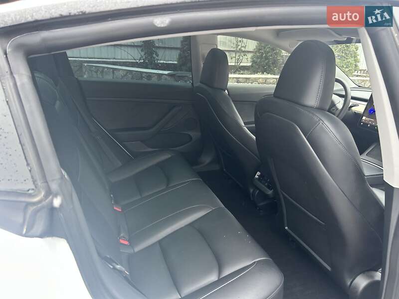 Седан Tesla Model 3 2023 в Полтаве фото 31 Седан Tesla Model 3 2023 в Полтаве