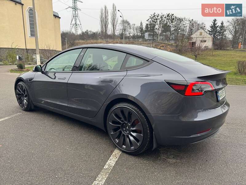 Седан Tesla Model 3 2023 в Киеве фото 6 Седан Tesla Model 3 2023 в Киеве