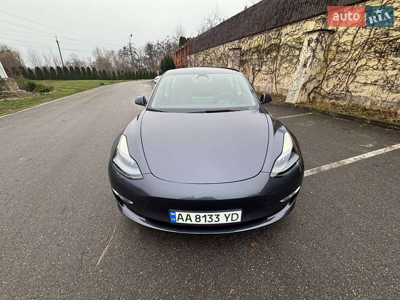 Седан Tesla Model 3 2023 в Киеве фото 15 Седан Tesla Model 3 2023 в Киеве
