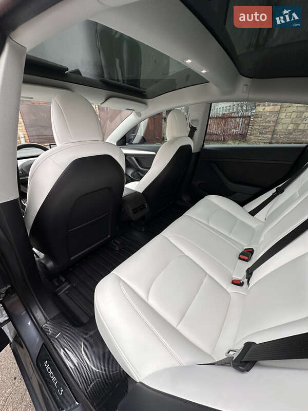 Седан Tesla Model 3 2021 в Киеве фото 12 Седан Tesla Model 3 2021 в Киеве