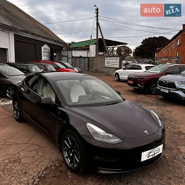 Седан Tesla Model 3 2022 в Чернігові фото 2 Седан Tesla Model 3 2022 в Чернігові