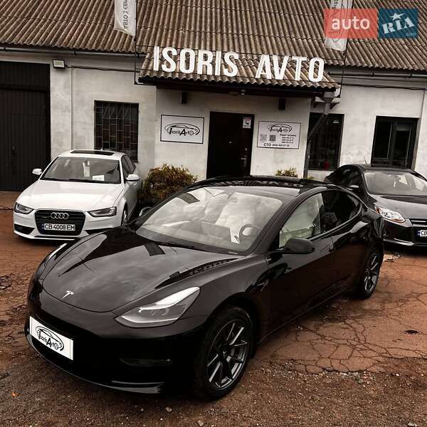 Седан Tesla Model 3 2022 в Чернігові фото 3 Седан Tesla Model 3 2022 в Чернігові