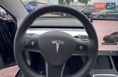 Седан Tesla Model 3 2022 в Чернігові