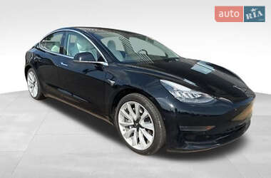 Седан Tesla Model 3 2020 в Львові