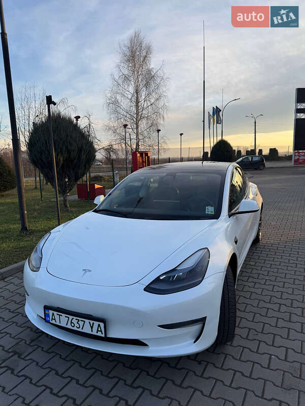 Седан Tesla Model 3 2023 в Ивано-Франковске фото 4 Седан Tesla Model 3 2023 в Ивано-Франковске