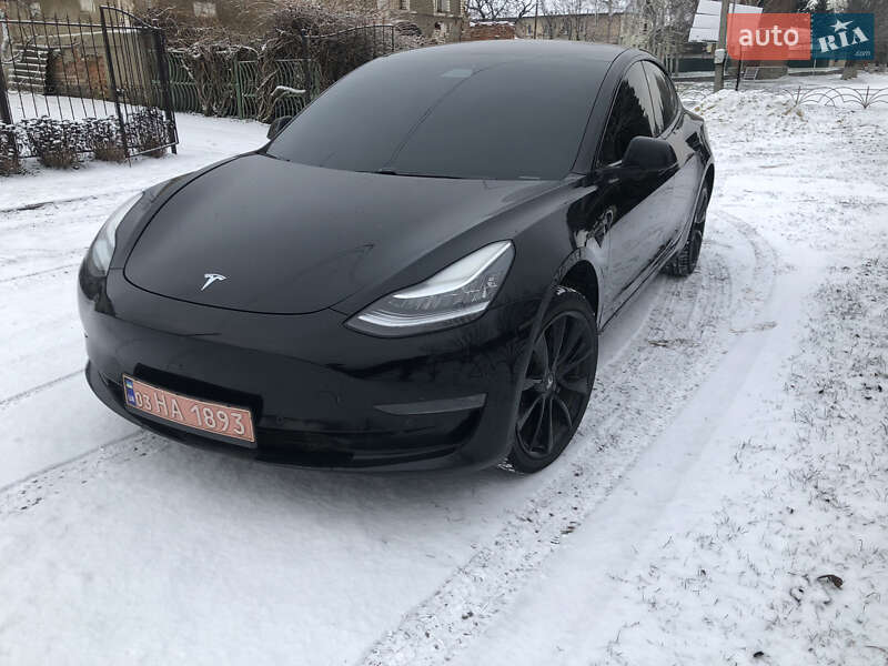 Седан Tesla Model 3 2019 в Харькове фото Седан Tesla Model 3 2019 в Харькове
