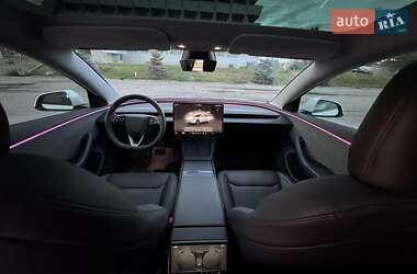 Седан Tesla Model 3 2024 в Киеве