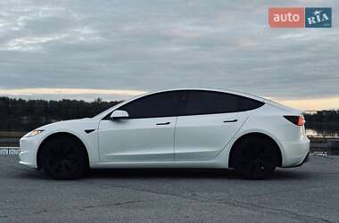 Седан Tesla Model 3 2024 в Киеве