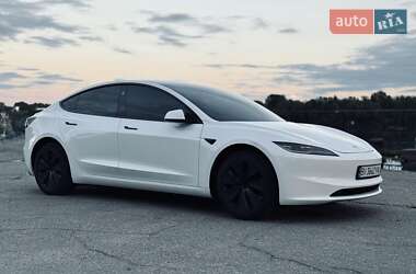 Седан Tesla Model 3 2024 в Киеве