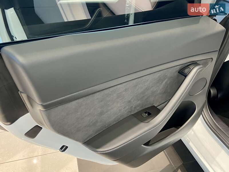 Седан Tesla Model 3 2022 в Вінниці фото 29 Седан Tesla Model 3 2022 в Вінниці