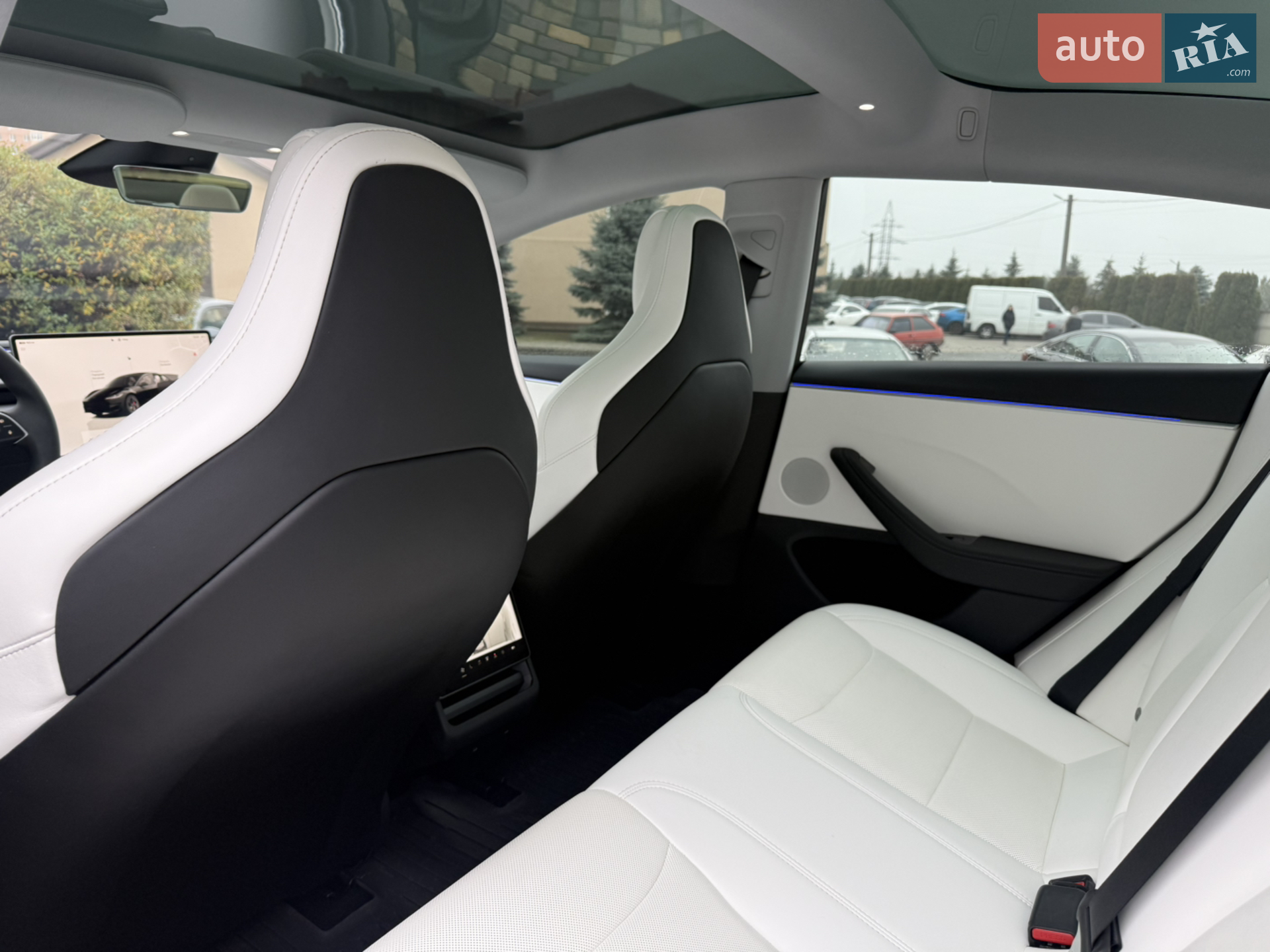 2025 Tesla Model 3 - мініатюра 40
