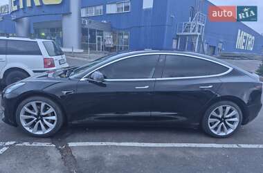 Седан Tesla Model 3 2019 в Дніпрі
