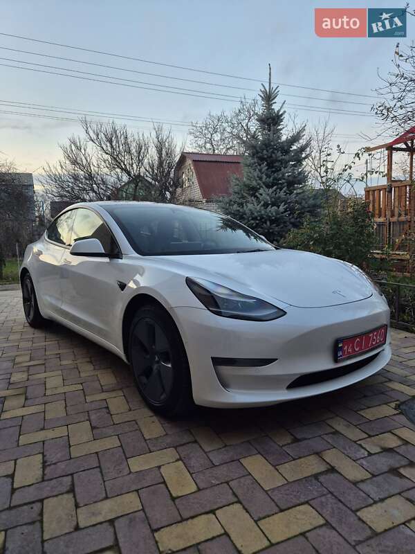 Седан Tesla Model 3 2022 в Кременчуге фото 3 Седан Tesla Model 3 2022 в Кременчуге