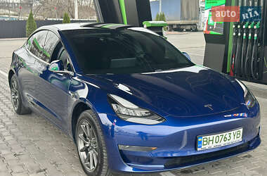 Седан Tesla Model 3 2019 в Одесі