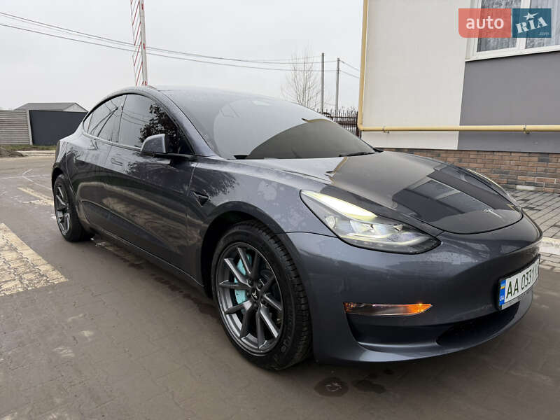 Седан Tesla Model 3 2022 в Киеве фото 4 Седан Tesla Model 3 2022 в Киеве