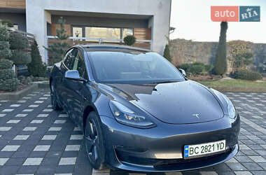 Седан Tesla Model 3 2023 в Стрые