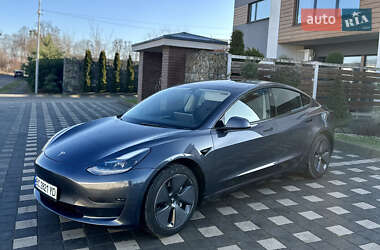 Седан Tesla Model 3 2022 в Стрые
