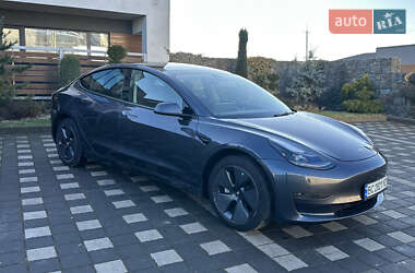 Седан Tesla Model 3 2022 в Стрые