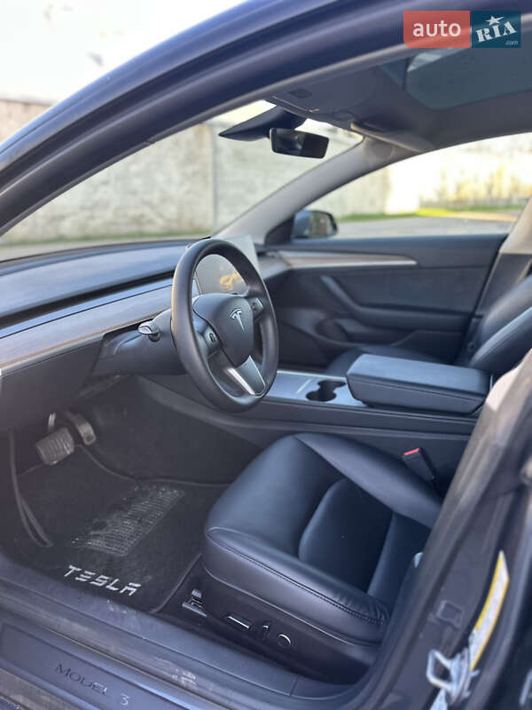 Седан Tesla Model 3 2023 в Стрые фото 25 Седан Tesla Model 3 2023 в Стрые