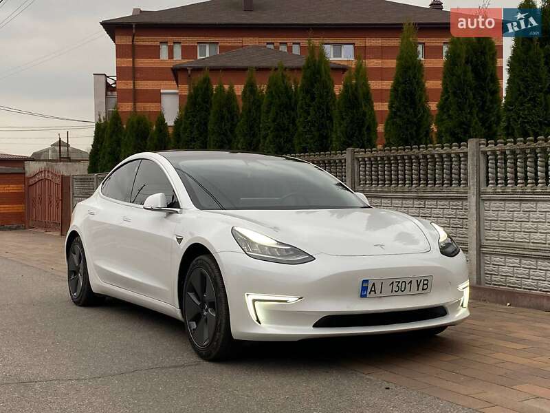Седан Tesla Model 3 2019 в Белой Церкви