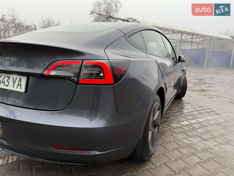 Седан Tesla Model 3 2023 в Хмельницком