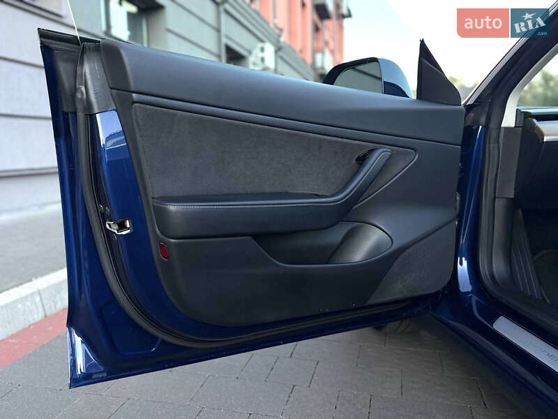 Седан Tesla Model 3 2018 в Дрогобыче фото 83 Седан Tesla Model 3 2018 в Дрогобыче