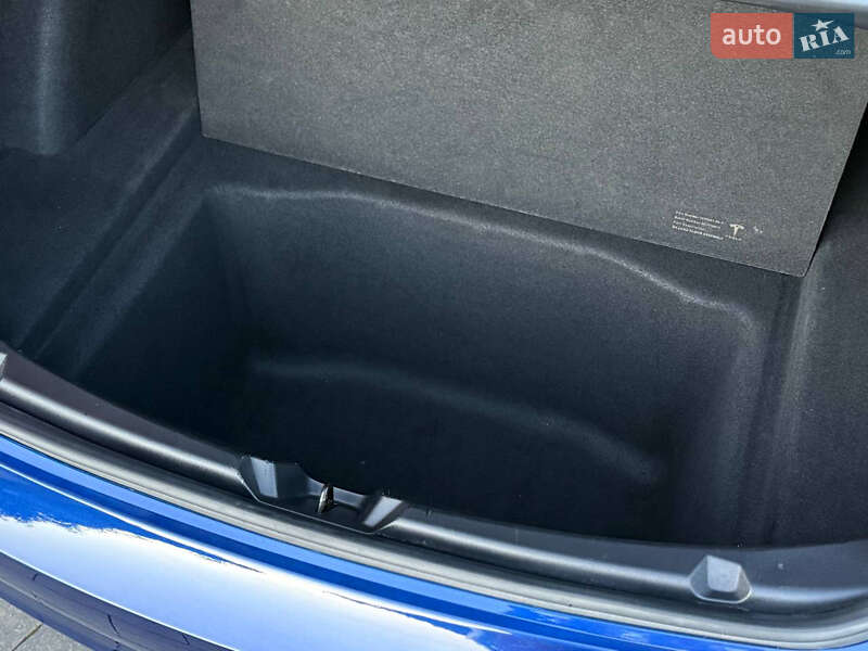 Седан Tesla Model 3 2018 в Дрогобыче фото 99 Седан Tesla Model 3 2018 в Дрогобыче