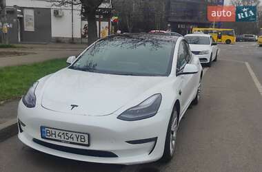 Седан Tesla Model 3 2023 в Одессе