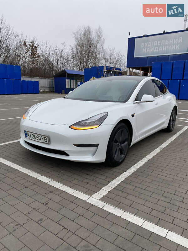 Седан Tesla Model 3 2019 в Белой Церкви