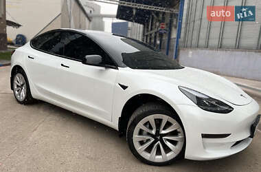 Седан Tesla Model 3 2021 в Ивано-Франковске