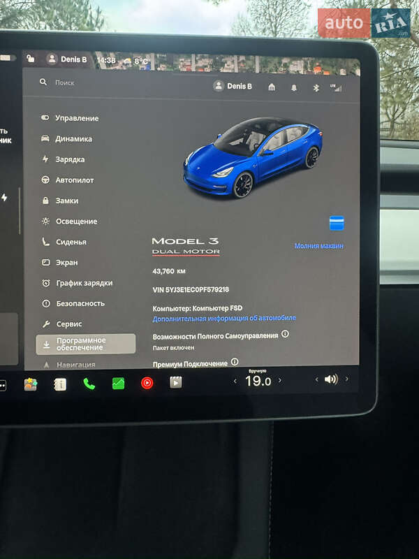 Седан Tesla Model 3 2023 в Днепре