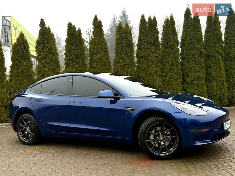 Седан Tesla Model 3 2020 в Дрогобичі фото 7 Седан Tesla Model 3 2020 в Дрогобичі