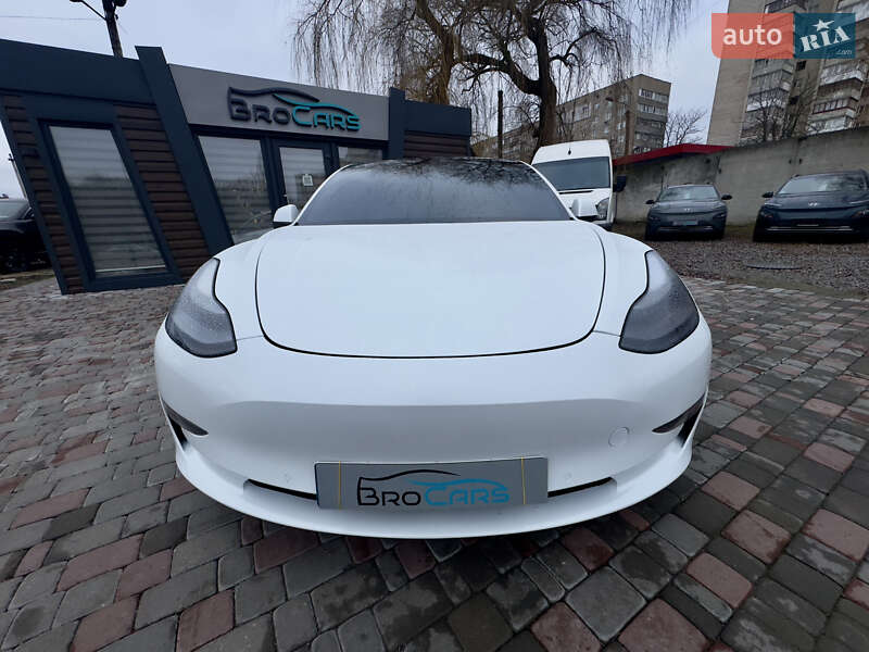 Седан Tesla Model 3 2021 в Виннице фото 46 Седан Tesla Model 3 2021 в Виннице