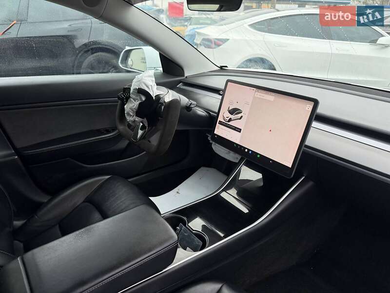 Седан Tesla Model 3 2018 в Луцке фото 8 Седан Tesla Model 3 2018 в Луцке