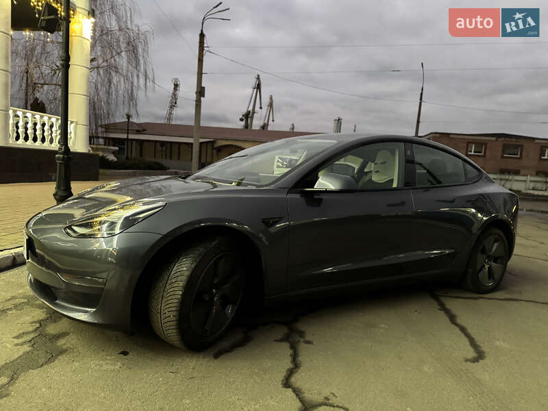 Седан Tesla Model 3 2023 в Черкассах фото 3 Седан Tesla Model 3 2023 в Черкассах